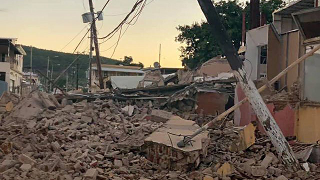 1671766841 298 Terremoto mortal sufoca o turismo de Porto Rico