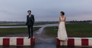 Furacão Michael força casal a se casar no aeroporto