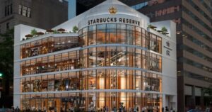 Maior Starbucks do mundo abrirá na área de Chicago