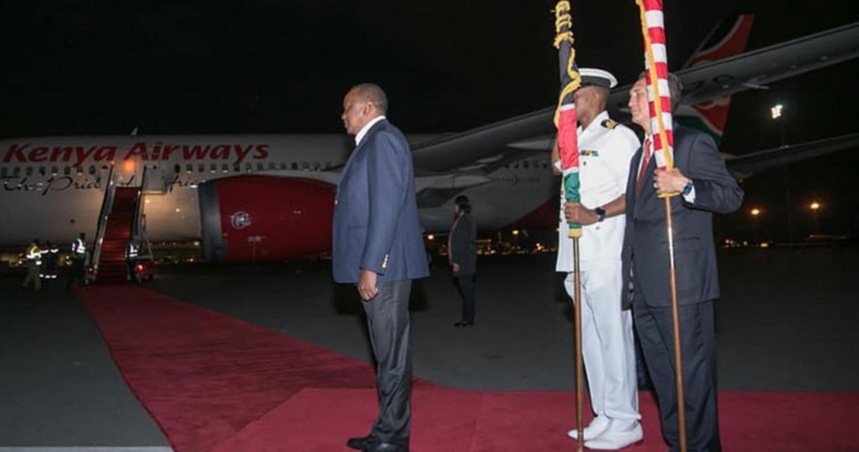 A Kenya Airways faz historia apos se tornar a primeira