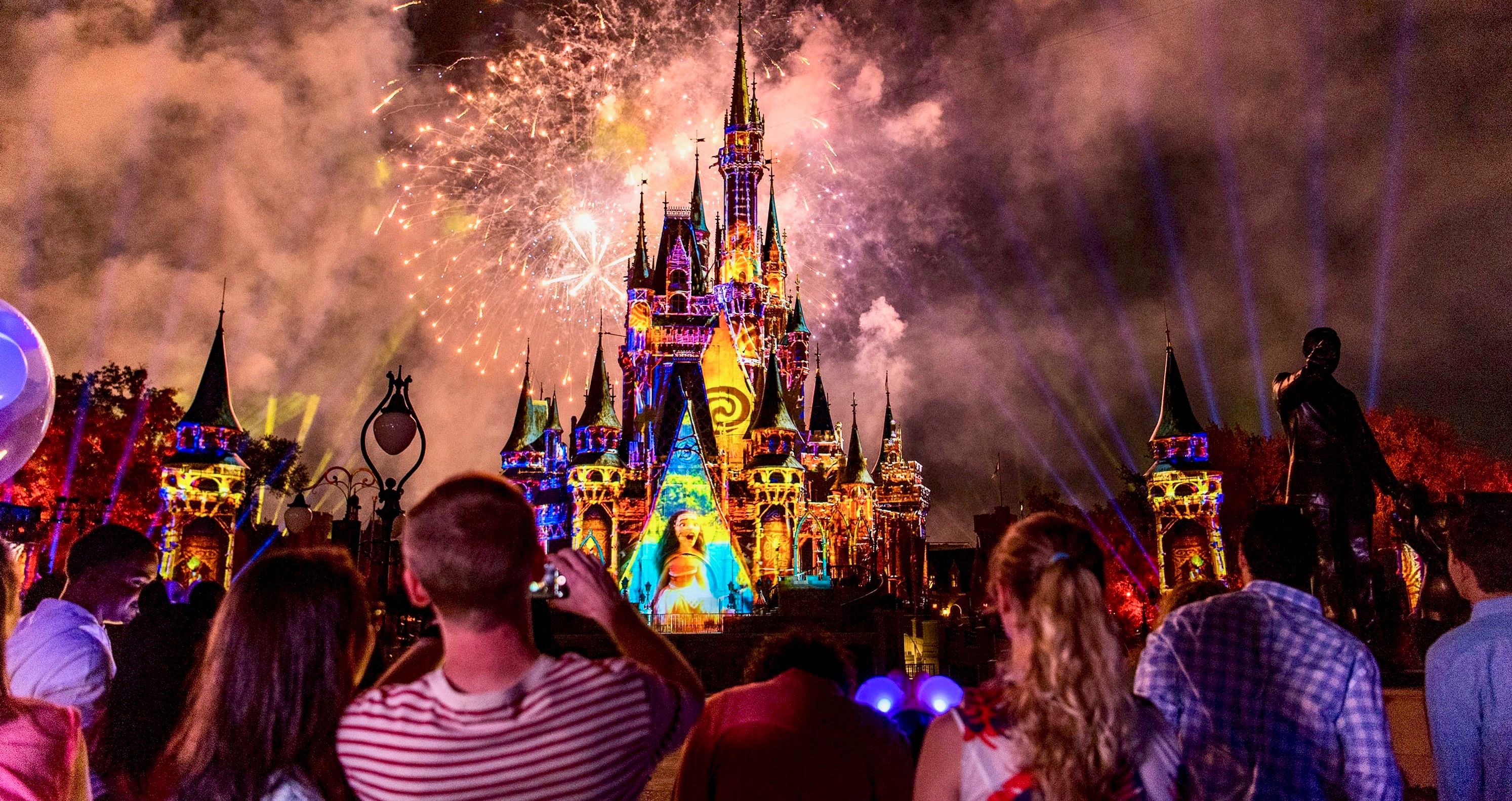 Disney pede aos visitantes que parem de espalhar cinzas no