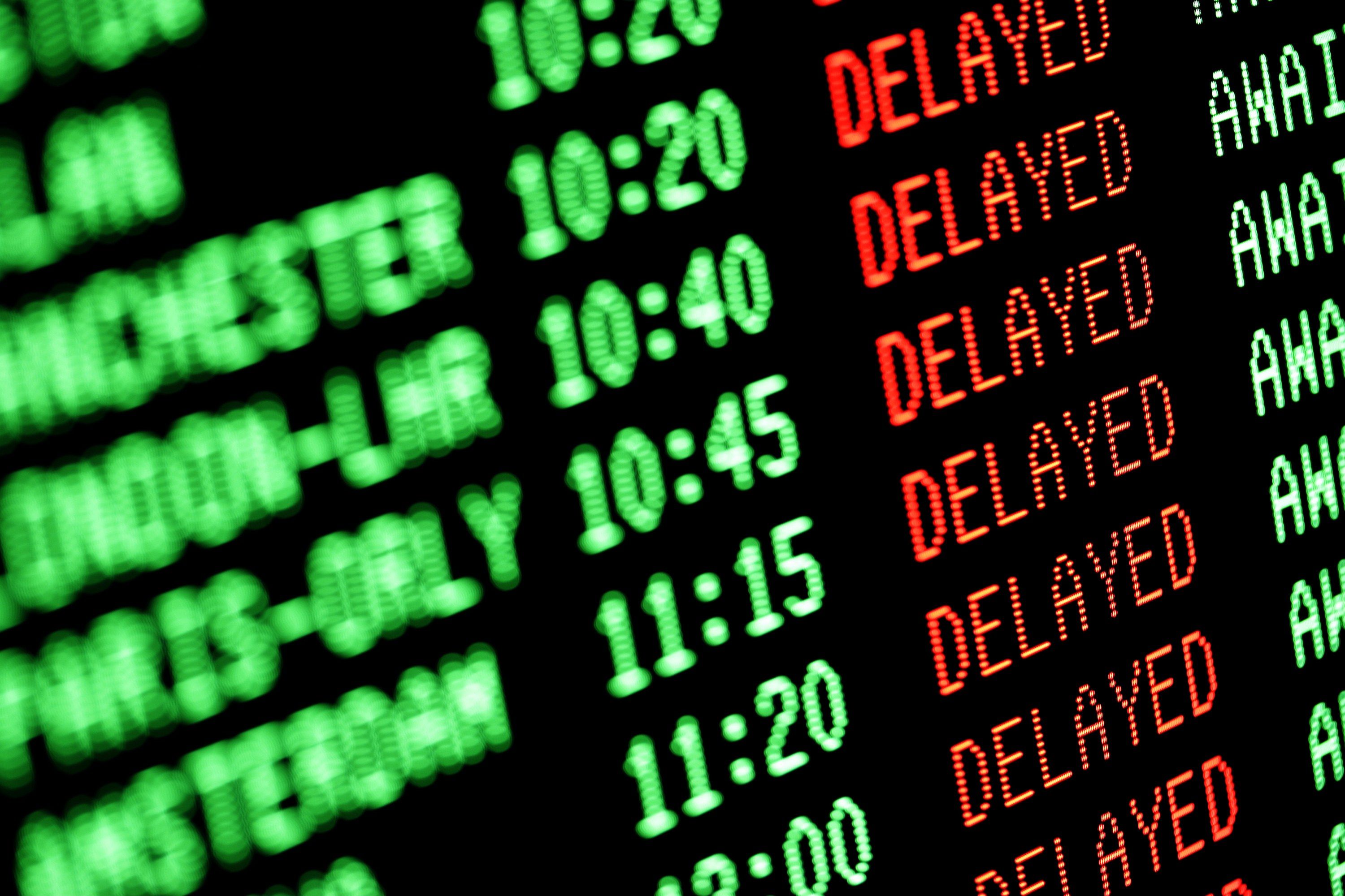 Greve do controle de trafego aereo causa atrasos e cancelamentos