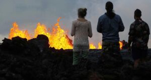 USGS diz por favor, não tente assar marshmallows sobre o vulcão havaiano